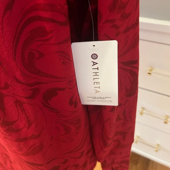 Atheleta Red Coaster Luxe V-Neck Sweatshirt Brand New Size Small - Picture 9 of 11